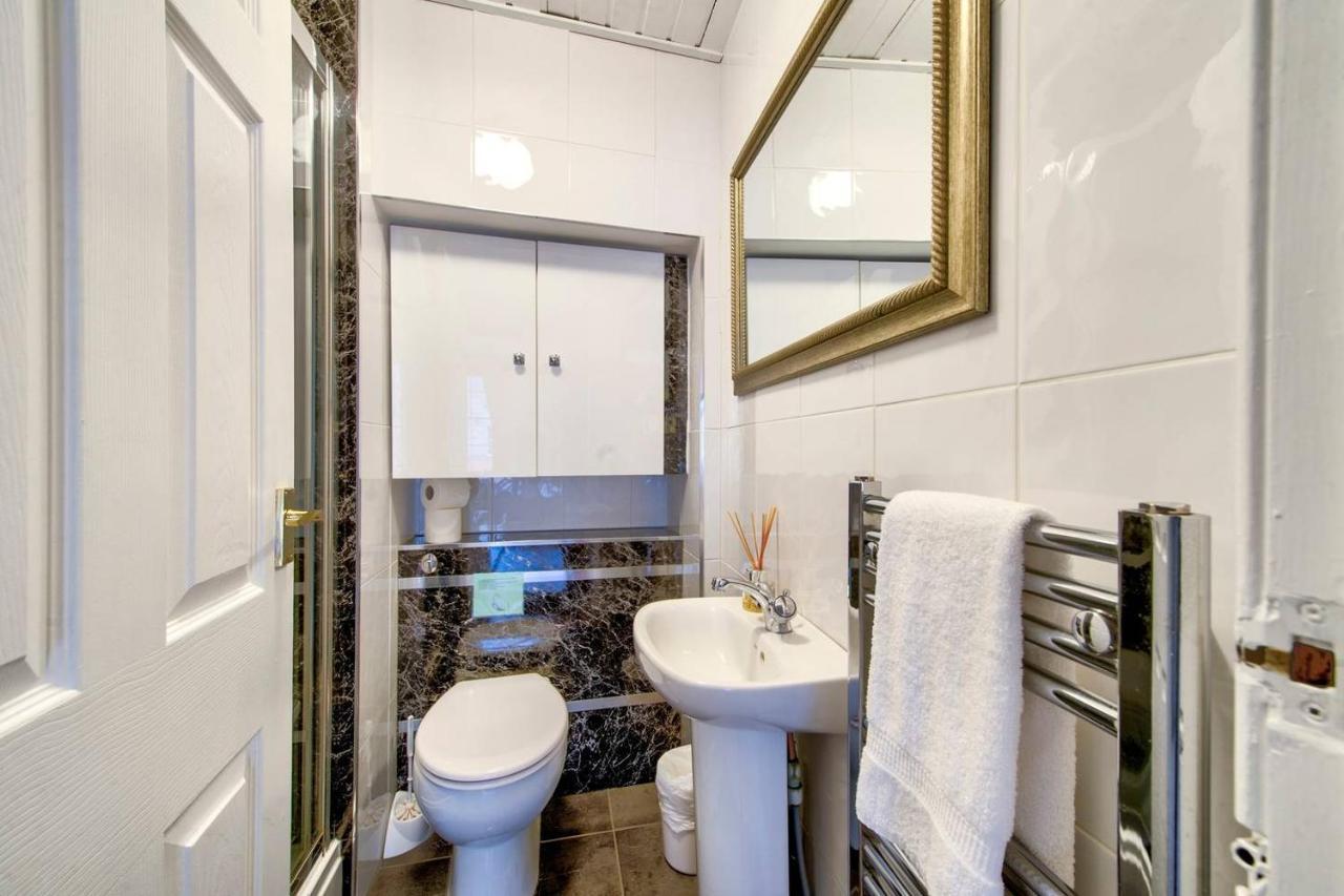 Joivy Royal Mile Apartment In Prime Location Эдинбург Экстерьер фото