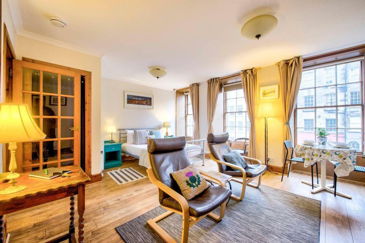 Joivy Royal Mile Apartment In Prime Location Эдинбург Экстерьер фото
